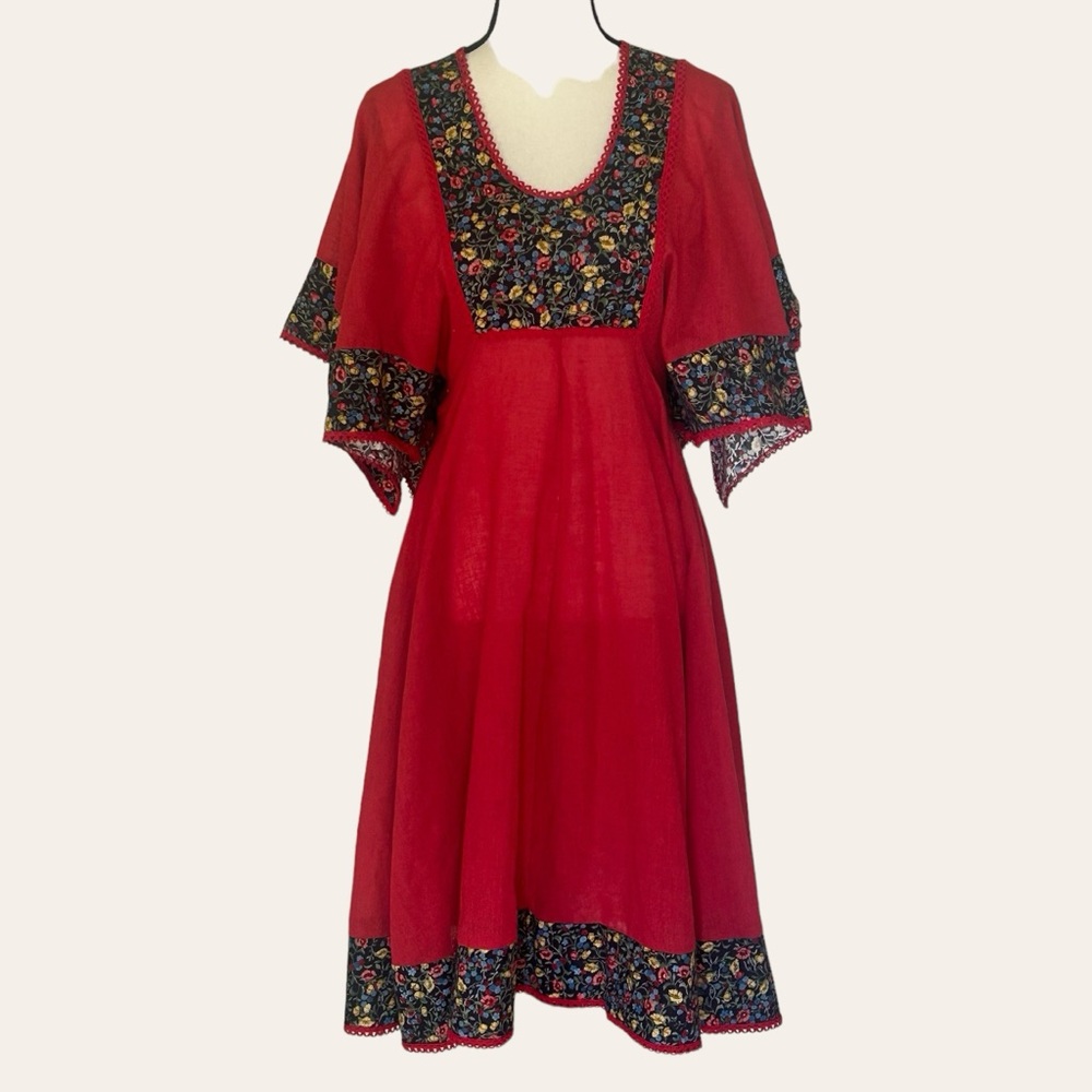 Jerrell of Texas - Red Festive Midi Dress